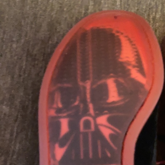 Sperrys men’s size 7 Darth Vader boat shoes - Picture 3 of 8